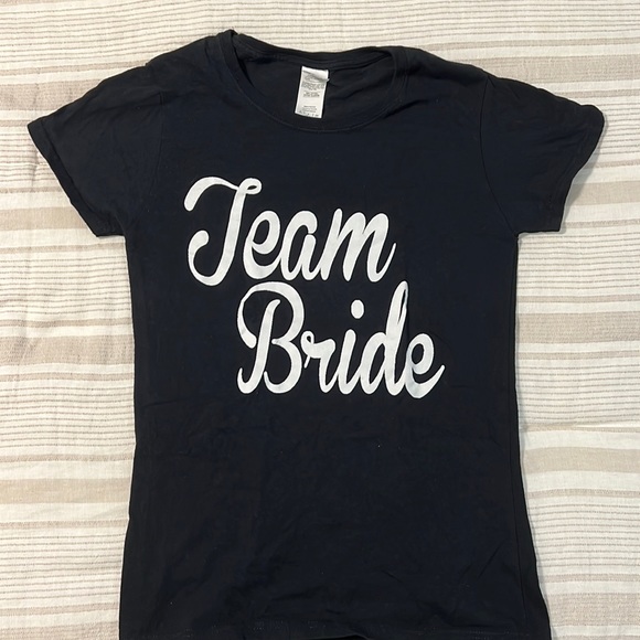 Team Bride T-Shirt - Picture 1 of 5